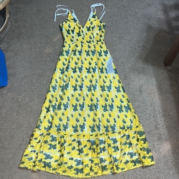 Dress the Population Sunny Floral Embroidery Tiered Dress Canary Yellow Small - Picture 4 of 12